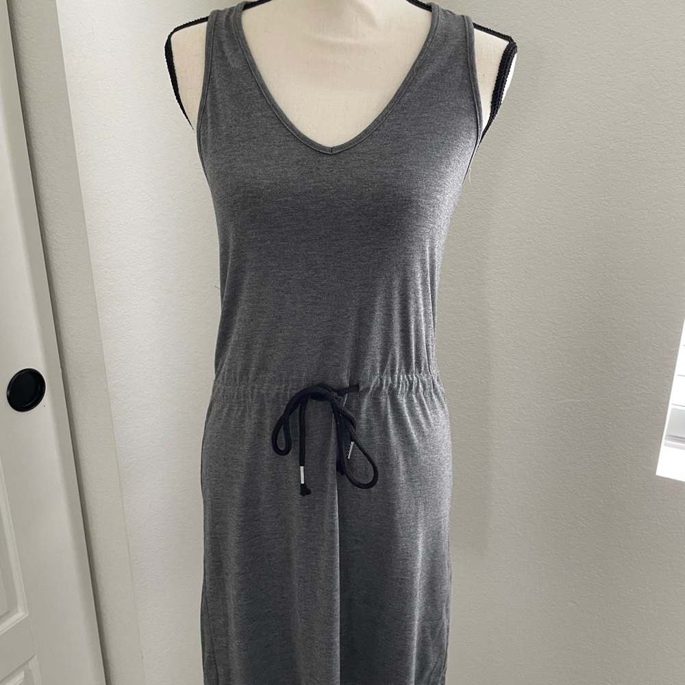 Super soft drawstring dress.
